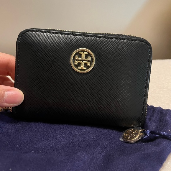 ❌SOLD Tory Burch zip card holder - Picture 1 of 3